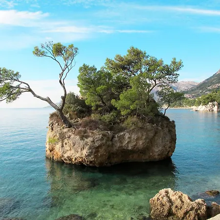 In Bidol Mit Eigenem Balkon By Interhome Lejlighed Makarska